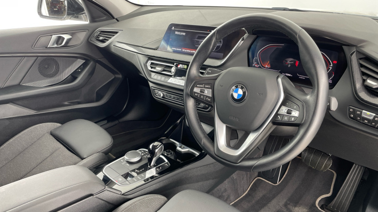 BMW 1 Series 118i [136] Sport 5dr Step Auto [Live Cockpit Pro] Petrol Hatchback